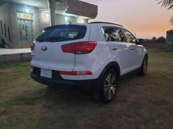 كيا سبورتج ٢٠١٥ خليجي ماشية ١١٥ نصف فول  ١٤٥ وبيها مجال ***********
