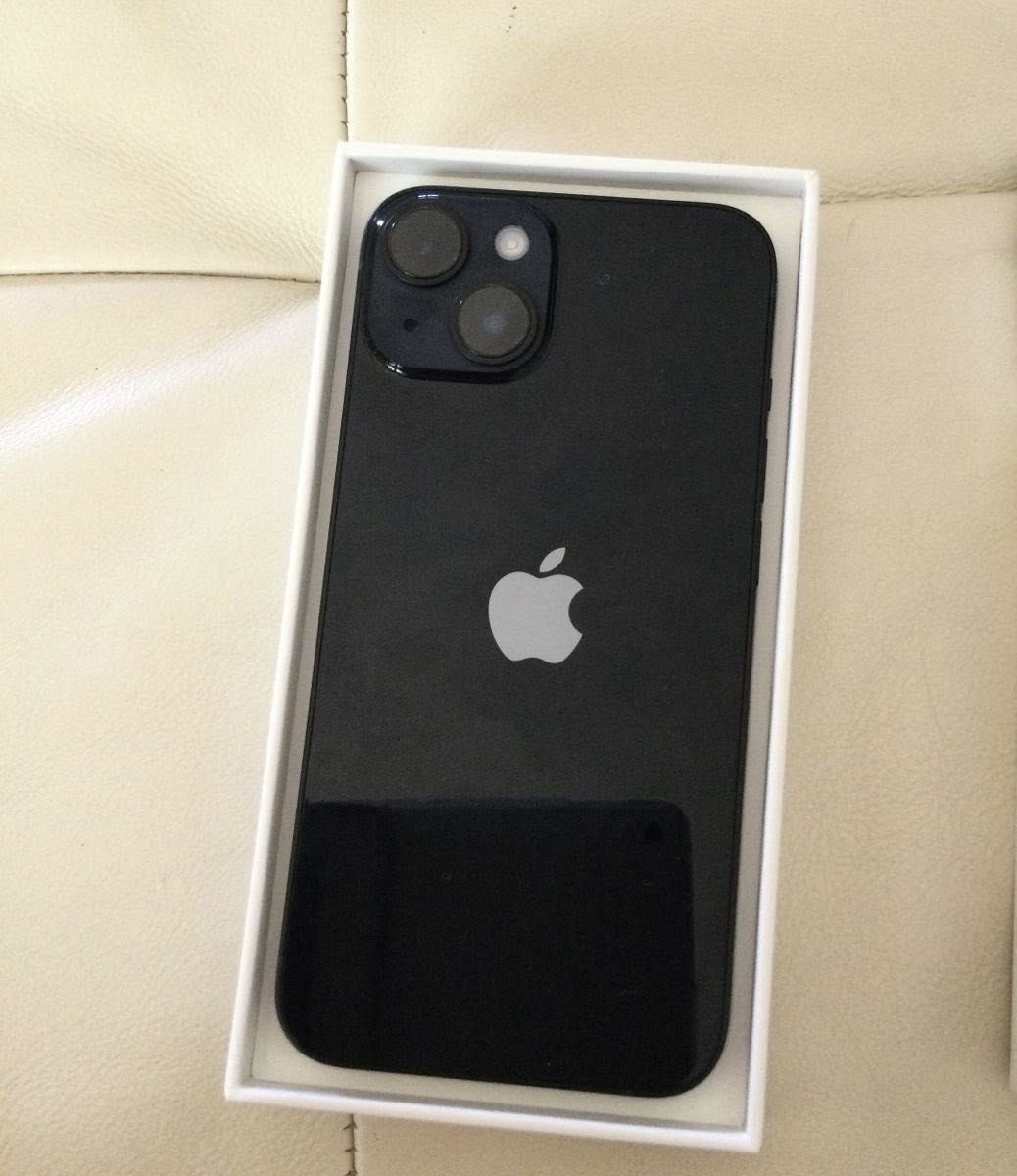 ‏للبيع تلفون 13 عادي شرق أوسط ذاكرة 128 حلو تلفون كلش مال بيت ما مفتوح بطارية 🔋 87بلادية نظافة 100 المكان بابل قرب جامعة بابل السعر خاص اتصال رقم ‭0785 725 5267‬
