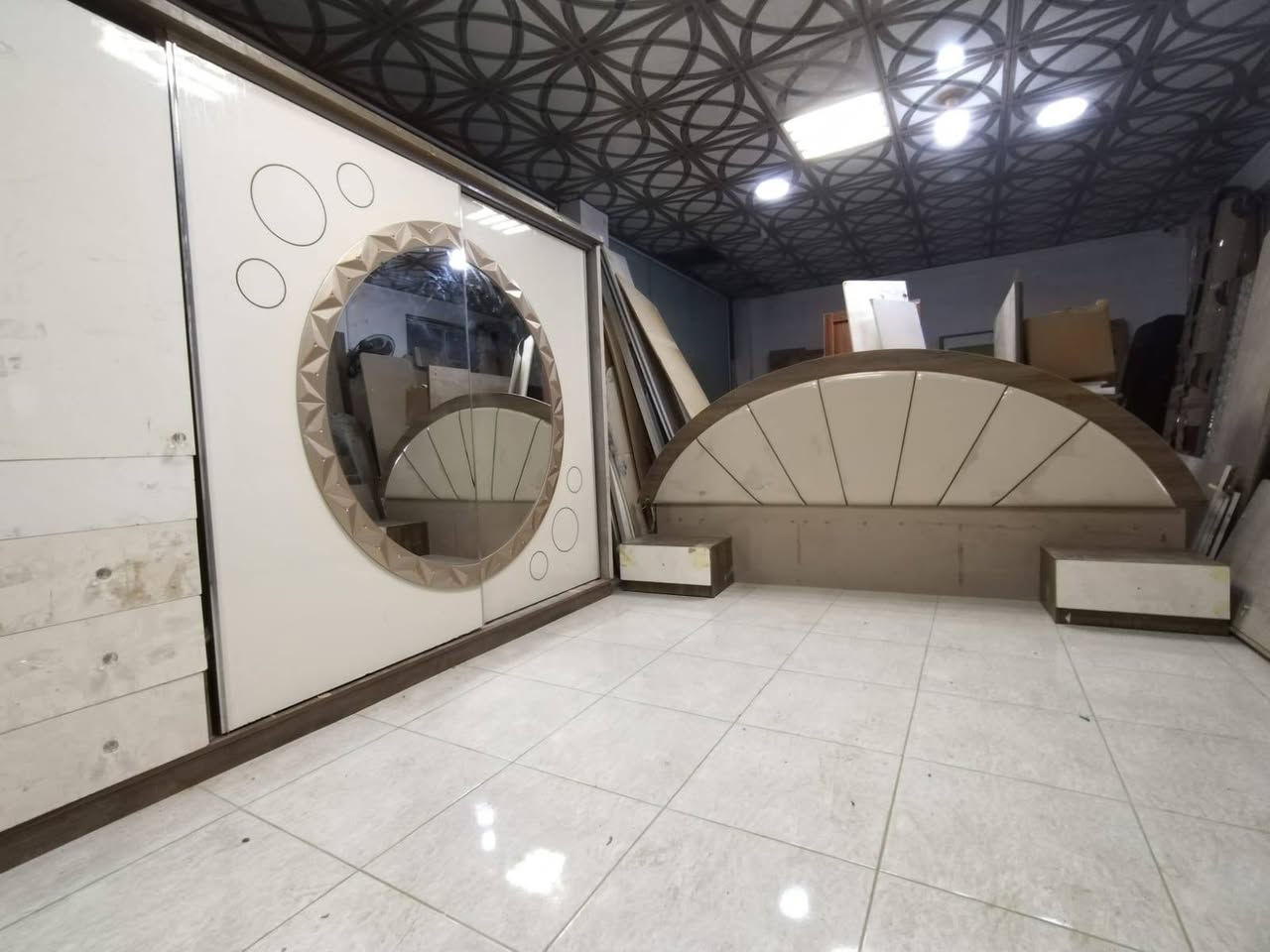 ٢٧٥ الف مع النقل والشد الطابق الأرضي داخل محافظة النجف الاشرف *********** ***********
