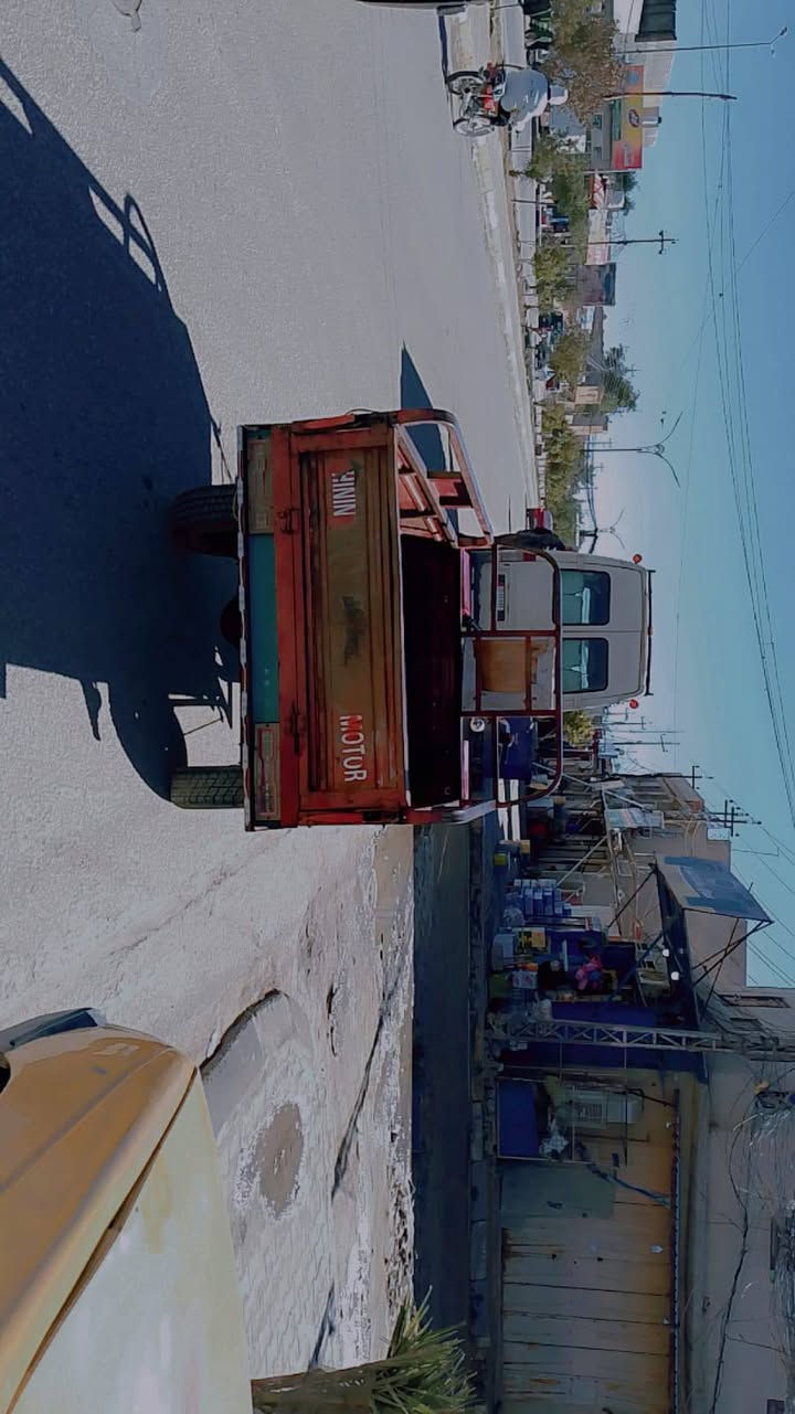 سلام عليكم ستوته البيع موديل 15محرك 24اوراق اصولي ركبه وشاصي مكفوله مكاني كربلاء السعر خاص رقم هاتف ***********
