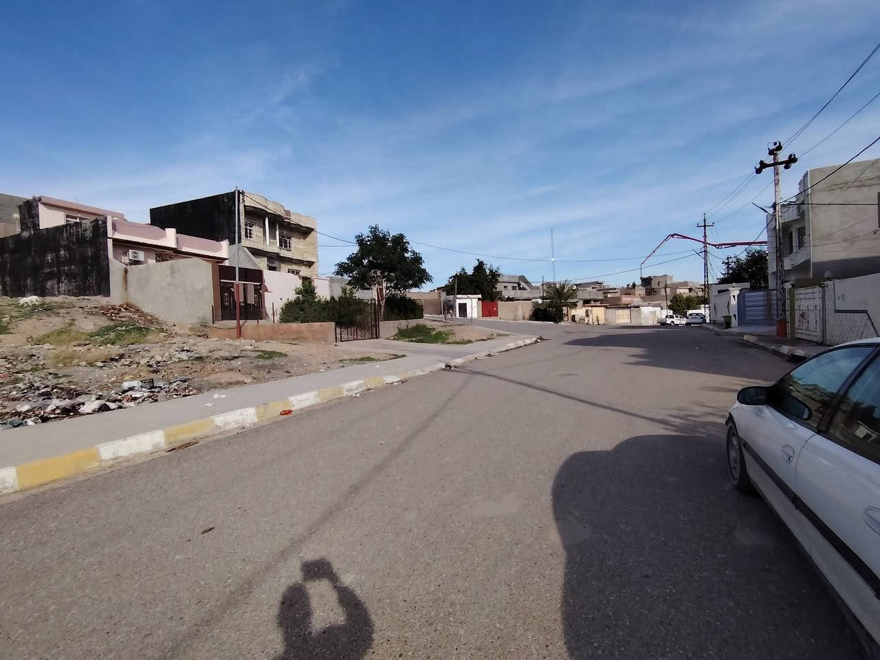 #ماشاء_الله_تبارك_الرحمن
بسم الله الرحمن الرحيم
السلام عليكم ورحمة الله وبركاته
يعلن مكتب علي الصميدعي للاستثمار العقاري
عن توفر قطعة ارض للبيع #طابو_صرف المساحة ٦٠٠ متر مربع العرض ١٥ متر الطول ٤٠ متر الموقع حي السلام قرب قرب مدرسة الارتقاء ومدرسة هورمان المنطقة تحتوي على كافة الخدمات ماء اسالة كهرباء تبليط اناره مجاري مدارس
٠٠٠٠ للاستفسار عن السعر وباقي التفاصيل الاتصال على الارقام التالية او مراسلة الصفحة :
📞 *********** متوفر واتس اب
📞 *********** متوفر واتس اب
او زيارة مكتب علي الصميدعي للعقار الكائن في ديالى ٠ جلولاء ٠ حي الشهداء ٠ مقابل اتحاد شباب جلولاء ٠ ودائرة التقاعد ٠
