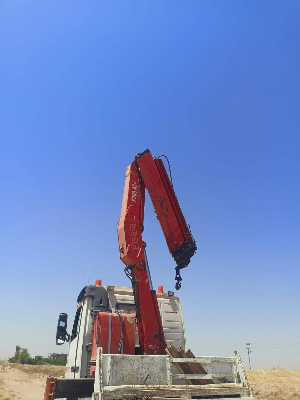 كرين فاسي للبيع حجم300 موديل 2002اربعه سلايت جك مكفول كفاله عامه شراي اتصل***********
