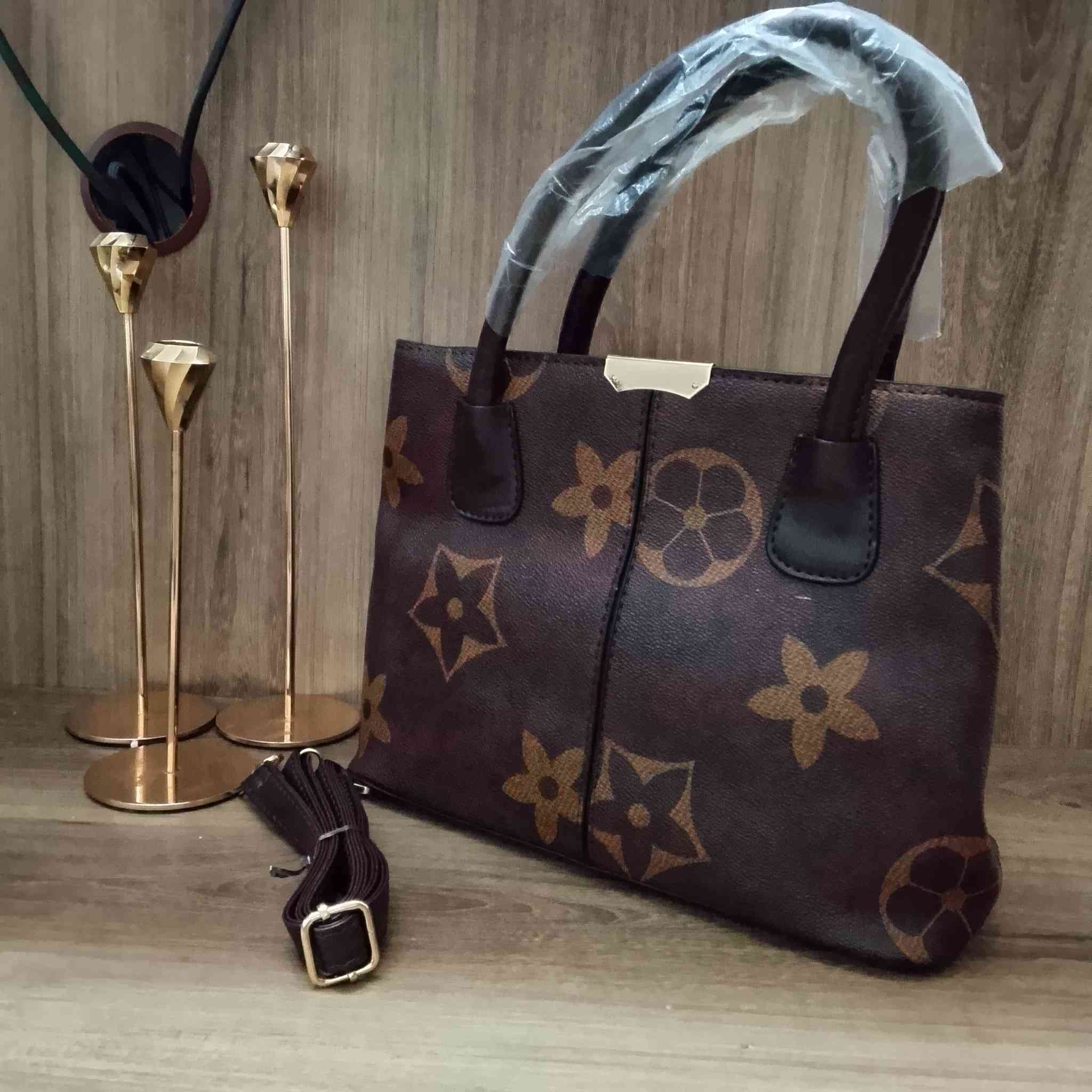 جنط حجم كبير 
قطع اخيرة


**إذا كنت صاحب هذا الإعلان وتريد حذفه لأي سبب، رجاءا أرسل رسالة إلى الدعم الفني**