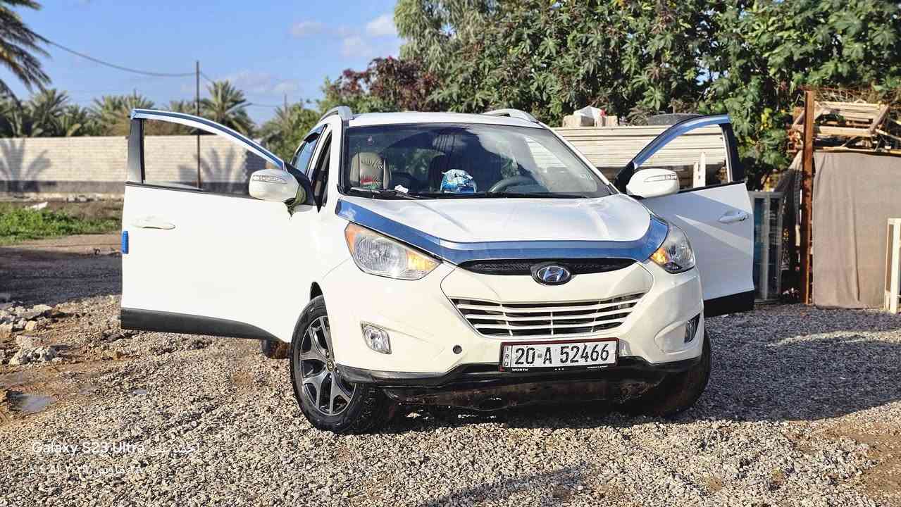 سلام عليكم للبيع سيارة هونداي توسان ٢٠١٢ وارد أمريكا 🇺🇸 

سيارة خير من الله كامل من كل نقص تبريد ثلج شاشة كبيرة
 كمرة خلفية 

العنوان ديالى بعقوبة تقاطع الطرق والجسور 

السعر ١٤٠ وبيه مجال للطيبين ❤️

رقم الهاتف ***********
