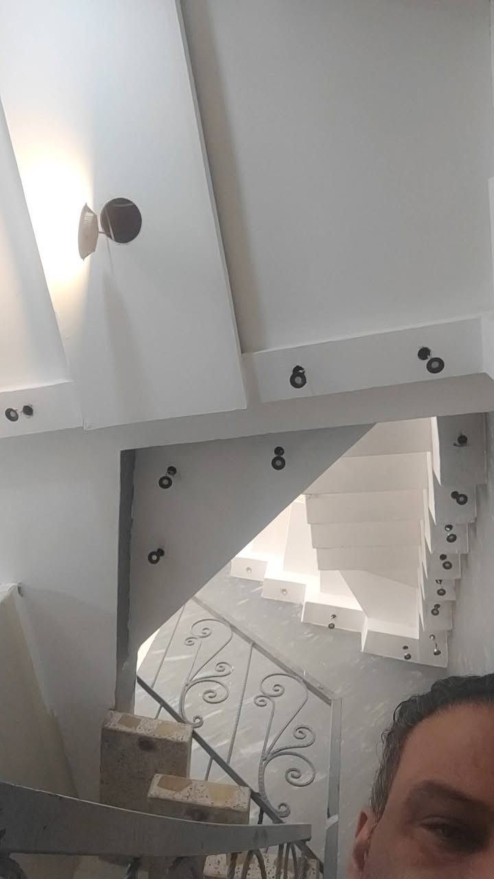 للايجار شعب شارع الصحه 60 متر 3نوم ومطبخ وستقبال ***********
