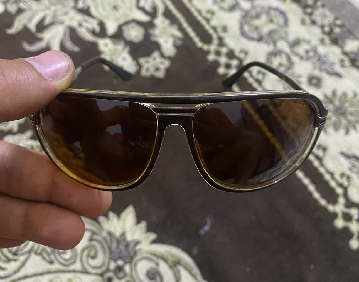 نظارة شمسية ستايل كلاسيك 🔥
شكل عصري، خفيفة ومريحة باللبس
حماية UV 400
السعر 25


**إذا كنت صاحب هذا الإعلان وتريد حذفه لأي سبب، رجاءا أرسل رسالة إلى الدعم الفني**