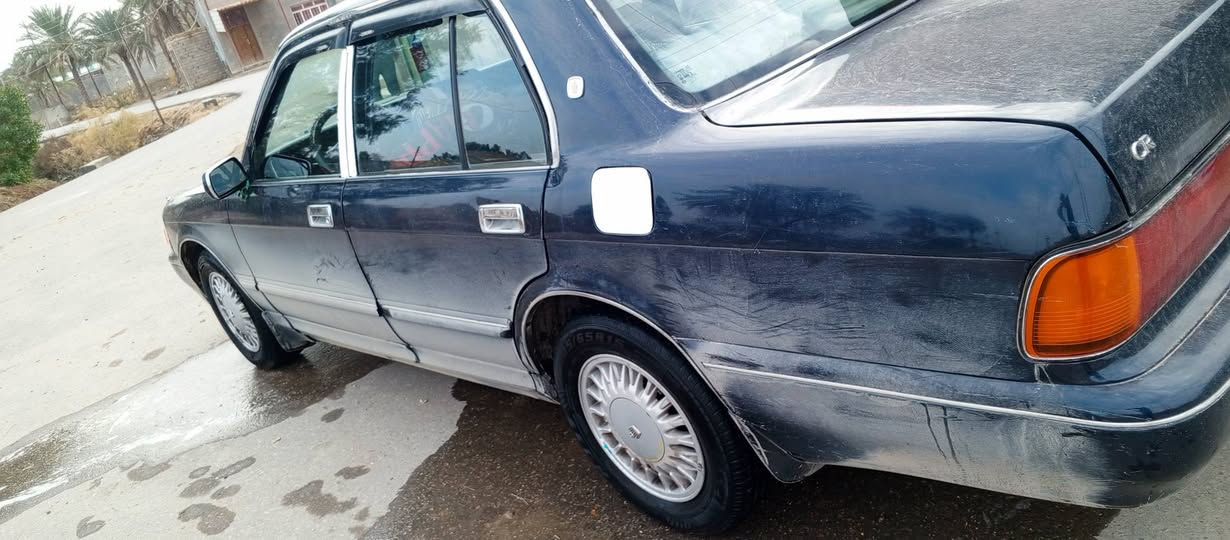 #ـــــــــــــــــــــــــــــــــــــــــــــــللبيع
سلام عليكم اخوانــــــــــــ / أقره كلشي قبل لا تخابر فضلاً 
سياره أرنب طويل مديل 95 رقم بغداد مشروع وطني أنكليزي دولي بسمي تحويل ثاني يوم جاهزه مكينه وكير وحداديه مكفوله من العيب الشرعي غرفه نضيفه بيه ضربه شبر مربع مدكر الخلفي مكان السياره ناصريه سوك الشيوخ سعر 75 وبيه مجال رقمي (***********) للي مهتم يدلل
