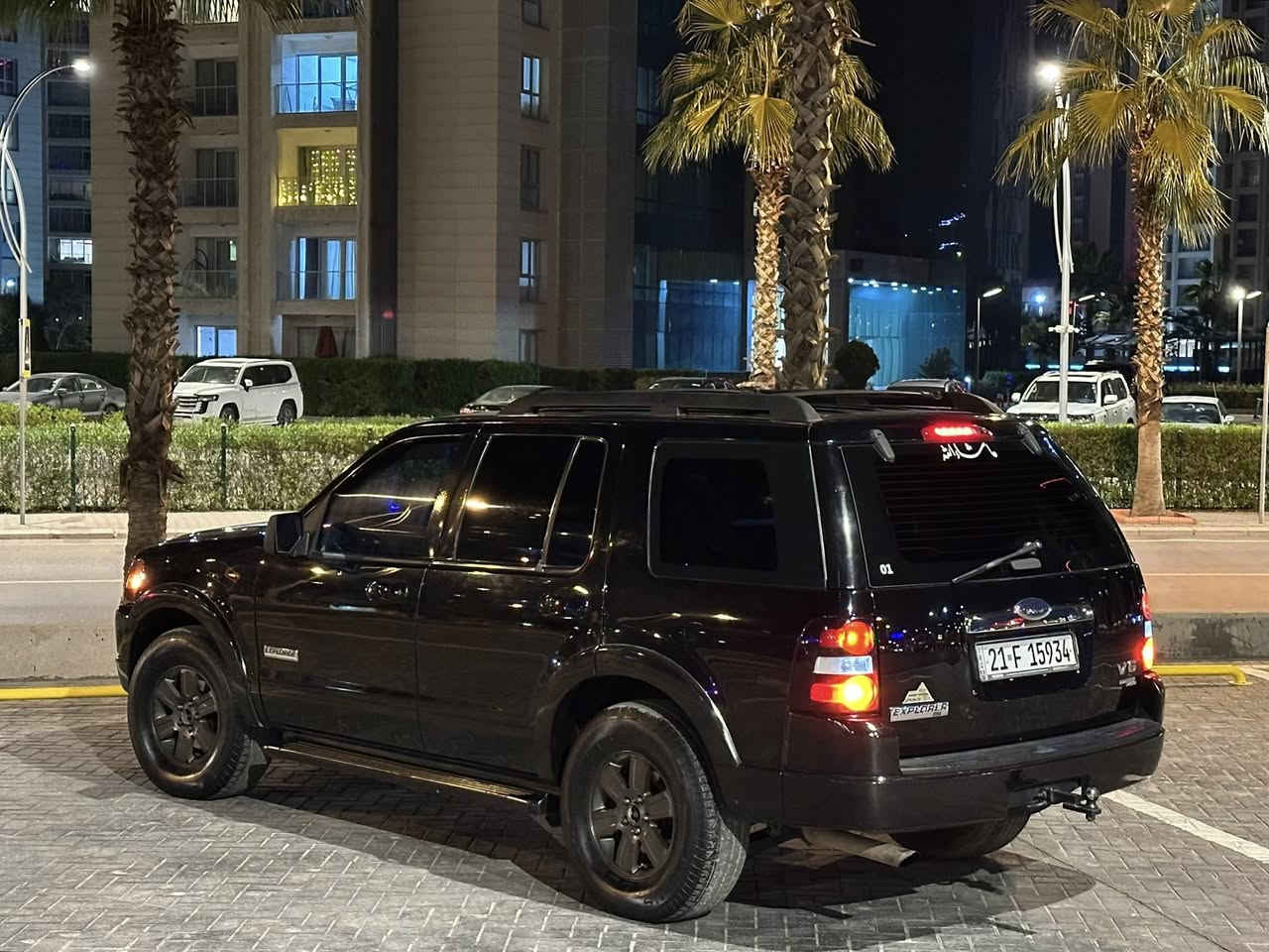 سلام عليكم 
Ford Explorer 
مۆدێل 2007
خەلیجی
فوول مواسەفات 
3ڕیز کوشنە 
تەبرید مەرکەزی 
دەبڵ اکسل
ناوزەرد
يەک پارچە بۆیاخە بێ لێدران بێ ئێڕباگ
هەموو شتێکی بەشەرت
سعری 96 وەرەقەو مەجالێکی برایانە
شوێن هەولێر
ژمارەتەلەفۆن ☎️
***********
***********
_____________________
سلام عليكم 
فورد اكسبلور 
موديل 2007
خليجي 
فول مواصفات 
7 راكب 
تبريد مركزي 
دفع رباعي 
دواخل اصفر 
سيارة بيها قطعة سبغ بدون ضربة
سيارة جاهز گير معرك اكسل كلها بشرط
سعر 96 ورقة وبيها مجال للطيبين 
مكان اربيل 
رقم هاتف ☎️ 
***********
***********
