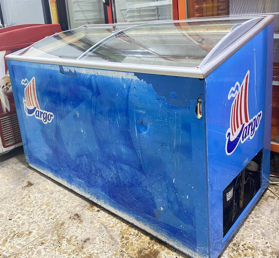 عارظات يكور تركي مع مجمدات تعزيلة اسواق كله شغال خير من الله شراي يدلل
مكان بغداد  *********** واتساب
