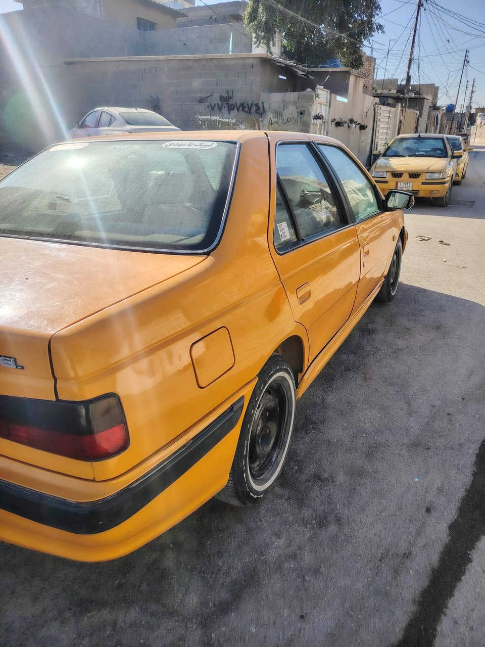 بيجو بارس ١٨
سياره بيه صبغ باب الوره سايق وبيه بارد الباب الوره الصدر وجملغ الامامي جهة سايق بي بارد
السياره مابيه ضربه قويه ولا بيه ش مبدل 
السياره خير من الله كير مكينه تبريد نعمه
عوزه بس صدر السياره ماعدي اسوي
بسمي السنويه ٢٩ تحويل مباشر
مكاني بلديات
السعر ٥٤ بيه مجال للشراي هاذ رقمي ودلل ***********
