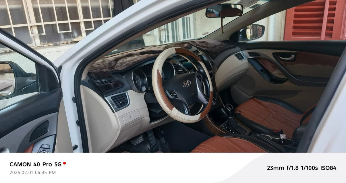 السلام عليكم سياره النتره للبيع فول السياره فتحه تحكمات استيرين شاشه السياره فول تبريد ثلاجه رقم بغداد الرقم مثل ماموضح بالصوره سياره مال بيت نضيفه مامتعوبه محرك 2000 كير او مكينه خير من الله تخم تاير جديد دوشمه جديده السعر ١٤٥ وبيها مجال بسيط عنواني بغداد السيديه *********** مامتواجد ماسنجر ولا فيس فقط اتصال ع سيم كارت وتساب
