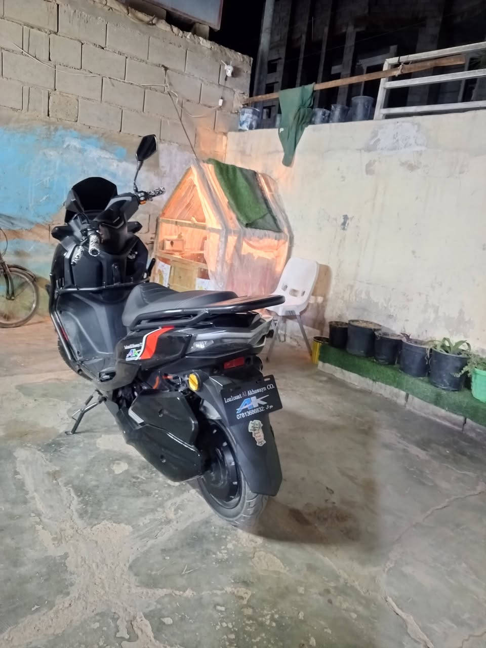 سلام عليكم 
مطور شحن تي ماكس وان 
6 بطاريات 
3 سارعات 

بطارت تقره 11

مستخدم 3 اشهر 
مكاني رمادي تأميم 
تواصل عل رقم وتساب 
***********
