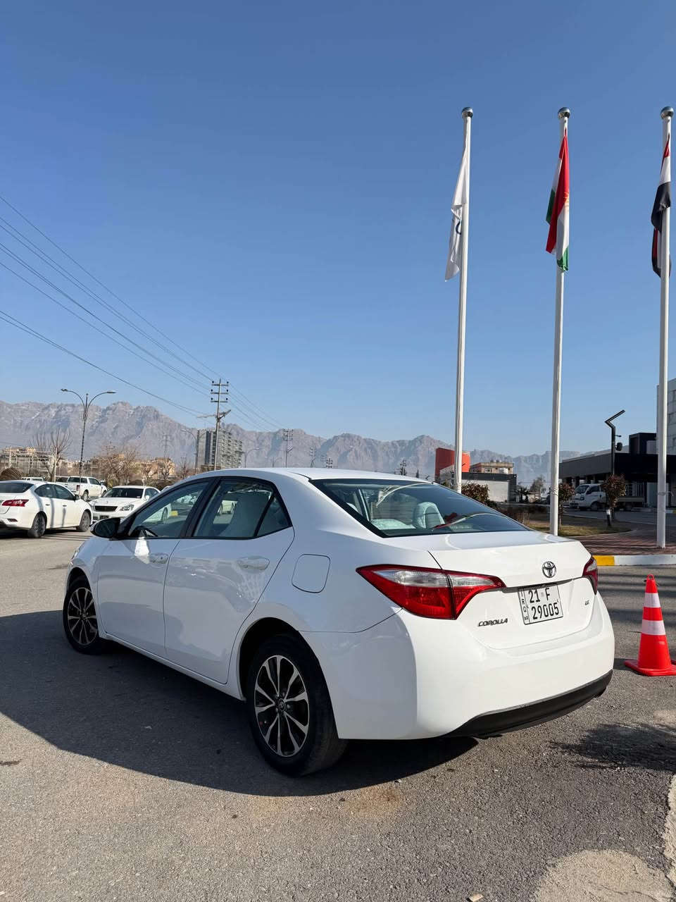 کرۆلا ٢٠١٦ سپی بەفری 
تۆماتیک شاشە زینۆن دژە خلیسک ناو کریمی 
٨٠ هەزار حقیقی رۆیشتوە 
سەنەوی رەقەمی تازەیەب
گیرومەکینە بەشەرت نەکراوەتەوە بێ عەیب 
بۆیاخ / ٣ پارچەی بۆیاخە بەبێ ناو 
سەیارەکە نمونەیە لە جوانی هەموو گیانی بەشەرت 
نرخ/ ١٢٥ 
کۆرەک واتس ئەپ / *********** رانية, السليمانية
