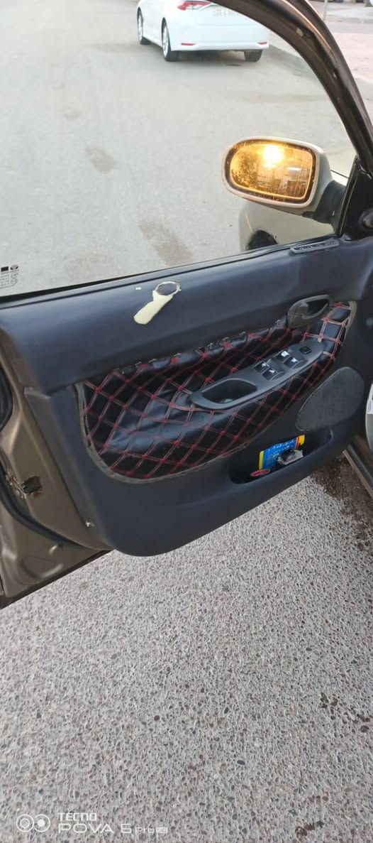 السلام عليكم للبيع دايو نوبيرا موديل 1997 كير مكينه ناعمه كير عادي تبريد ثلج تخم تاير صدره نص عمر كهربائي شغال كله مكانك بغداد حي العامل سعر33وبيه مجال ***********
