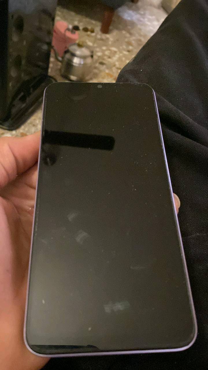 جهاز هونر X6B  الجهاز كلش نضيف سعره 100 قفل
ذاكره 128 جهاز ماويا ملحقات.      
مكاني بغداد الزعفرانية الوليد( توصيل ماعندي)
***********اتصال فقط