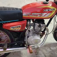 دراجة ٢٠٢١ • بدون أوراق • تايكر