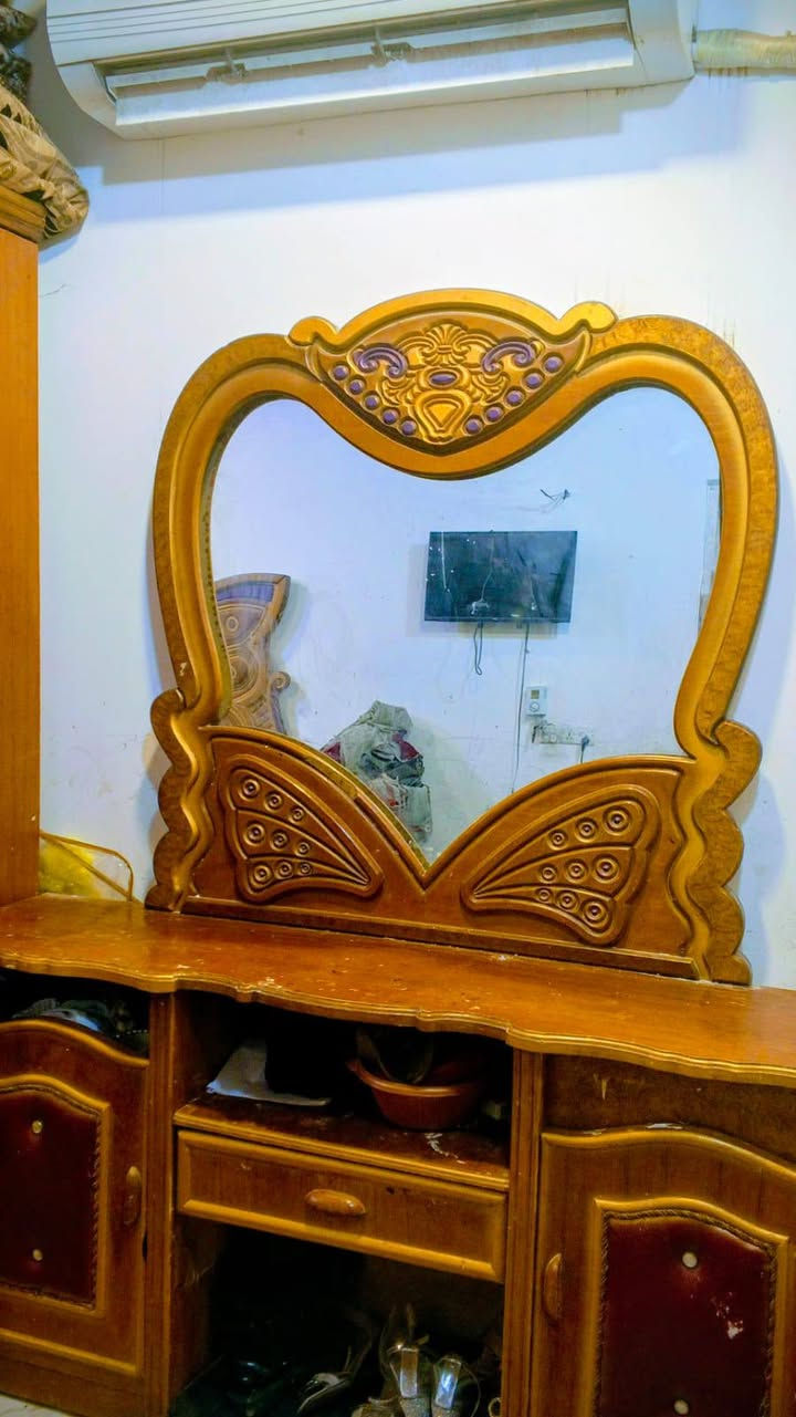 غرفه نوم صاج تسكام  مستعلمه نضيفه للبيع سعرها 550 للاتصال النجف طريق ياحسين *********** وتساب
