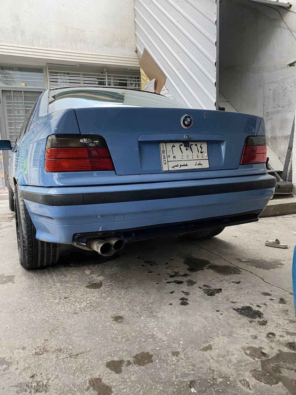 السلام عليك للبيع وارد ياباني السيارة اصل تبريد 325i e36 BMW
مكينة6 كير اوتو كير مكينة جدد حاوية
السيارة عليها بدي كت m كامل اصلي 
سلايد كشنات جلد كنتارة لونين دركة ايرباك absبلاد ستيرن جلد خياط بجم زنون كامل واسوارات بك لايت دخاني شباك نفخ ويل نيو بيبي اس نضيف السيارة مكفولة من الضربة والتبديل تغيرر لون مميز جانت نيلي سنوية ازرق غير محدد السلايد شغال نوقصها منضومة تبريد سعرها 58

***********
