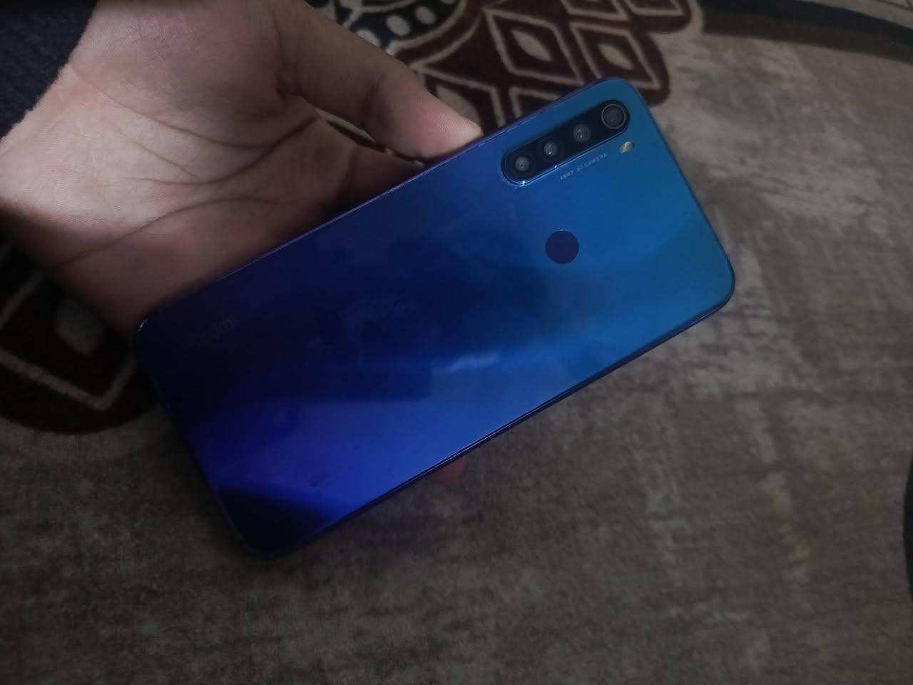 ريدمي نوت 8
ذاكرة 128 گيكا بايت
كامرة 48MB
مبدل شاشة وبي كسور خفيفة ب الحافة مال الشاشة 
للأستفسار واتساب / ***********
السعر 50
