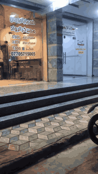 محل للايجار  مساحة 10متر  وعرض 3متر. 
العنوان: منطقة الغدير قرب اسواق ياسر حياوي
للاتصال:***********
