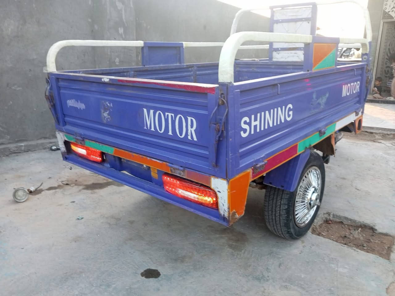 مديل ٢١ محرك ٢٤ اوراق اصولي كفاله عامه مكاني طوريج سعره ١١٥٠ وبيه مجال قليل ***********
