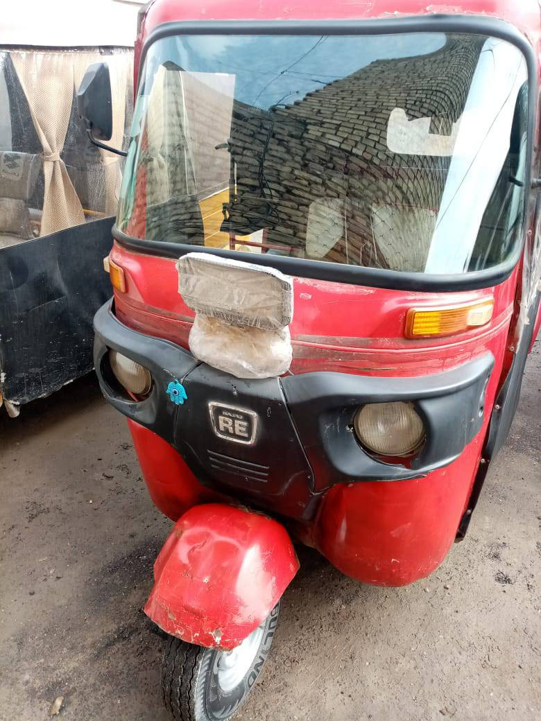 السلام عليكم تكتك للبيع موديل 2017 مال عيشه بيها خيط تبخير السعر مليونين اوراقها كامله ابلاديات


**إذا كنت صاحب هذا الإعلان وتريد حذفه لأي سبب، رجاءا أرسل رسالة إلى الدعم الفني**