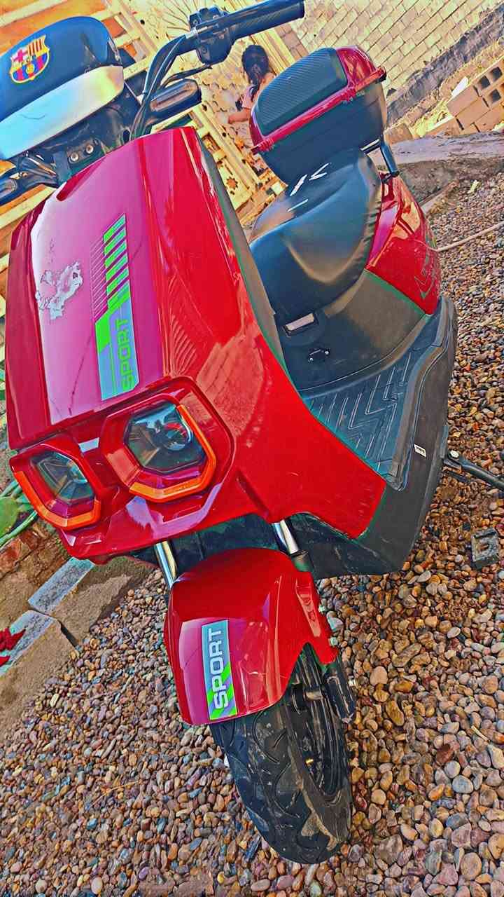 سلام عليكم 👈دراجه شحن للبيع
1.نوع الدراجه سبورت 🥉🏍
2...بطاريات كبار 🚨
3..الدراجه خير من الله ☢️
4..اشاير يمنه ويسرا ♌
5...تايرات جدد 🚯
6... لايتات زنون عالي وناصي 🚸
7... دبلات دهن 🛐
8.. شاشه ديجتال تقرالك المسافة لكيلو متر 🔇
9... مثبت سرعه🚀
10... بيهه P رجوع إلى الخلف 🔙
11... اشاشه تقرالك العطل الذي يحصل في الدراجه🎮
12..سرعت الدراجه 50حقيقي 🎧
13... عدد البطاريات 5 خير من الله 🚿
14.. المسافة الذي تقطعها الدراجه 60كلو متر حقيقي 🧭
15 .. على النمر 1 تقطعها 60
16.. على نمر 2 تقطعها 50
16.. على نمر 3 تقطعها 35
17..الدراجه 3 نمر بيهه
18.. مراياتهه موجوده زوج
19... دبل بصمه وسويج 🔑
20.. تشغيل عن بعد
21... الدراجه قبل شهر من ماخذهه الدراجه جديده
ومعتني بيهه أمانه الله  بيهه شخوص خفيفه جدآ
شاحنته الأصلية 🔌
💰
بركات دهن بريك بلبكان ⚙️
الموقع.. كمير قرب جزيره السياحية
الهاتف.. ***********واتساب فقط
السعر 600بيهه مجال على حك الجيه ومايكون خاطرك 💸💸
مستعجل على بيعتهم لأن عندي حاله طارئة والله
