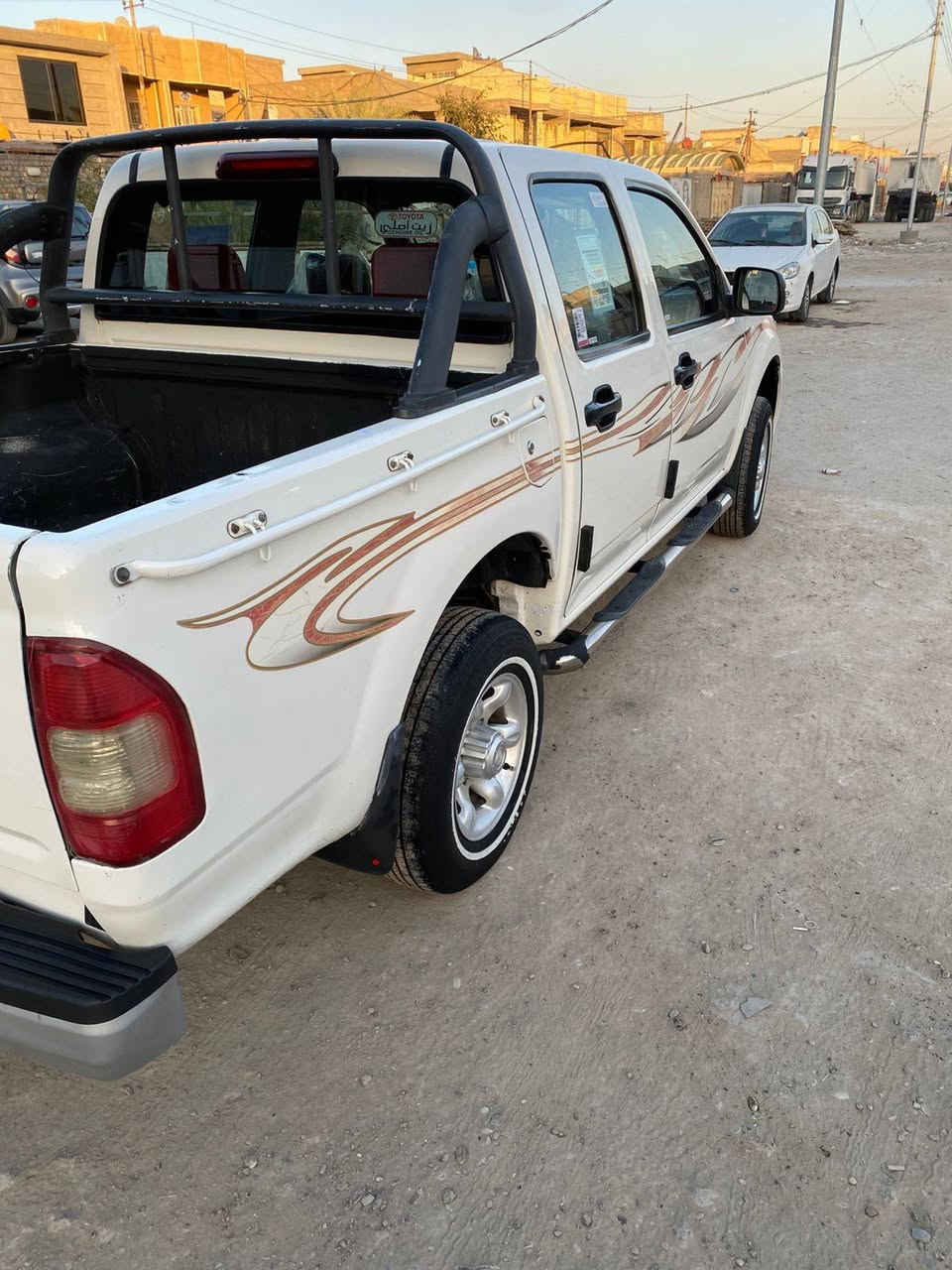 السلام عليكم بيكم كنو 2012رقم بغداد باسمي سنويه  2029رقم دولي سيارة ماشيه 85 سبير مانازل صفاح موس تراي زيرو دواخل احمر شركه تخم تاير ياباني تبريد ثلج كفاله مكاني بغداد وهذا رقمي ***********
