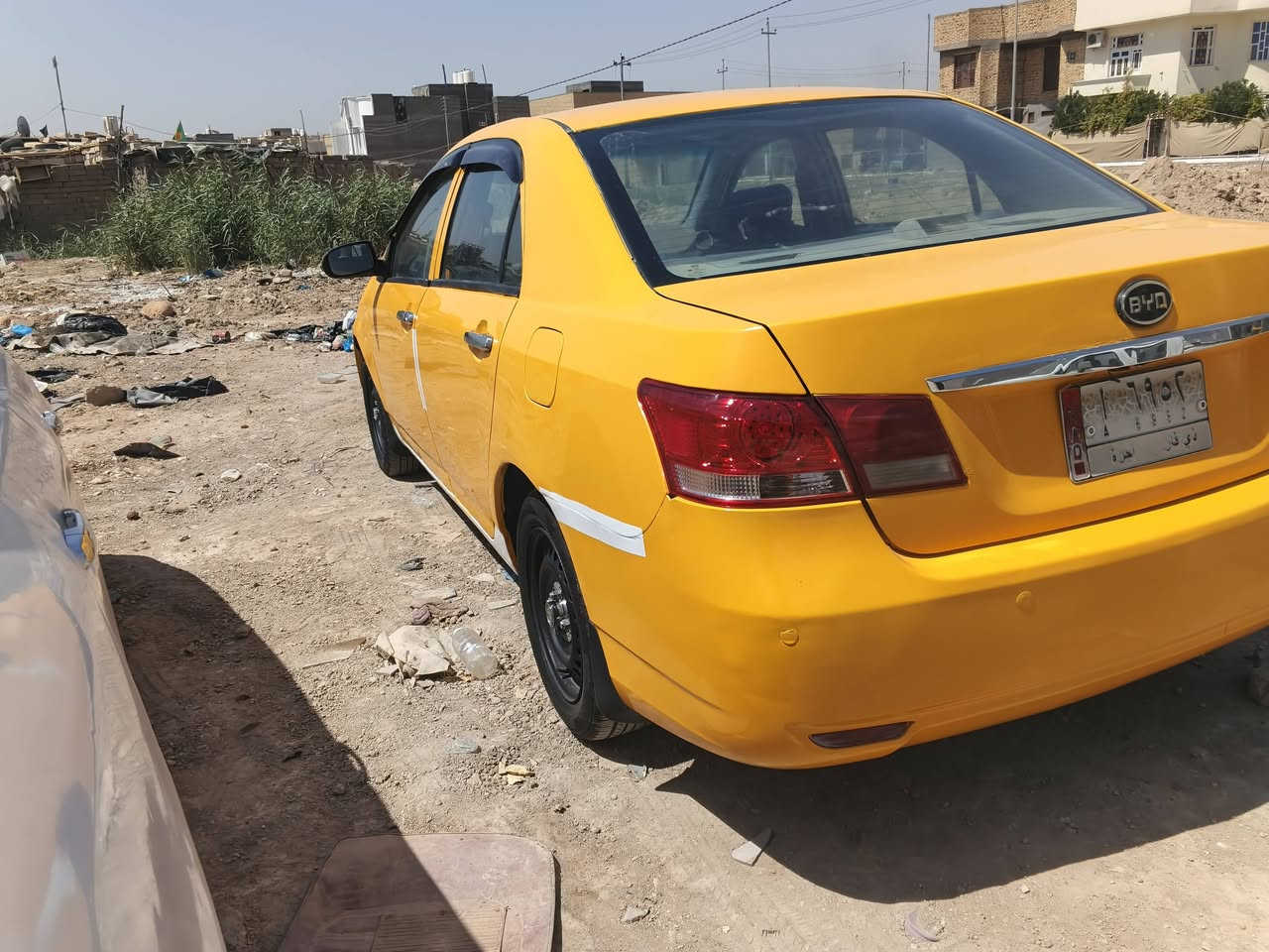 سلام عليكم بي واي دي موديل 2013 كير محرك كورلا تبريد شغال خير من الله مصفره هيئه واللغرامات رقم ذي قار مشروع وطني سياره مكفوله من اللضربه مصبوغه عام حداديه خير من الله تخم تاير كهربائيات السعر 44 وبيه مجال حق اللجيه مكان سياره ناصريه مركز ***********
