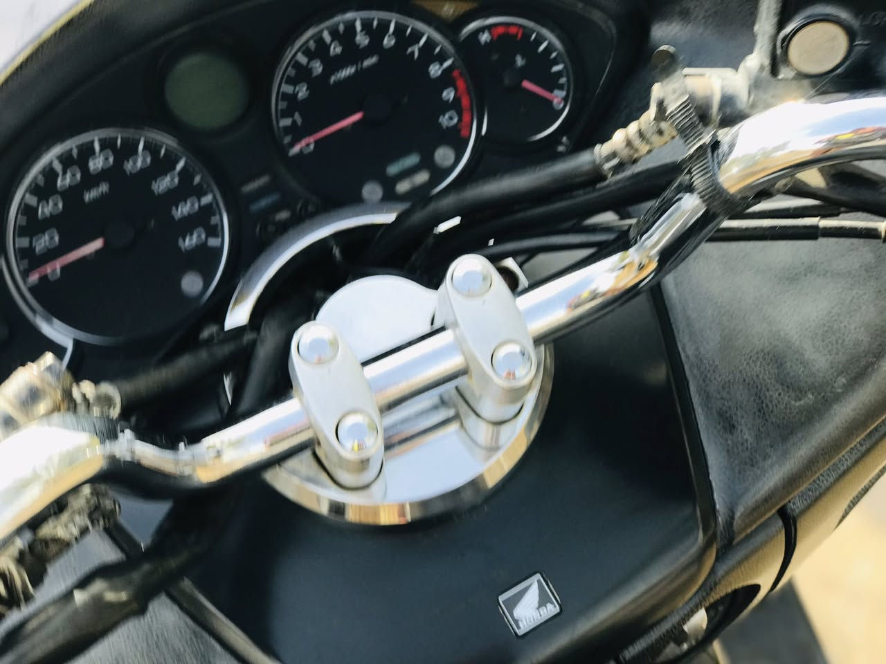 سلام عليك دراجه فورزه ٠ ٨ محدثه ٩ مكينتها ما مفتوحه ونصيفه شرط. ترايك ١٤٠ جاهزه من كلشي حته اجاملغ الخلفي موجود مكاني رفاعي سعر ٦٠٠ او مراوس حسب القناعه نامه تعمير اي شي


**إذا كنت صاحب هذا الإعلان وتريد حذفه لأي سبب، رجاءا أرسل رسالة إلى الدعم الفني**