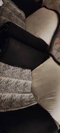 كنبة • ٤ مقاعد