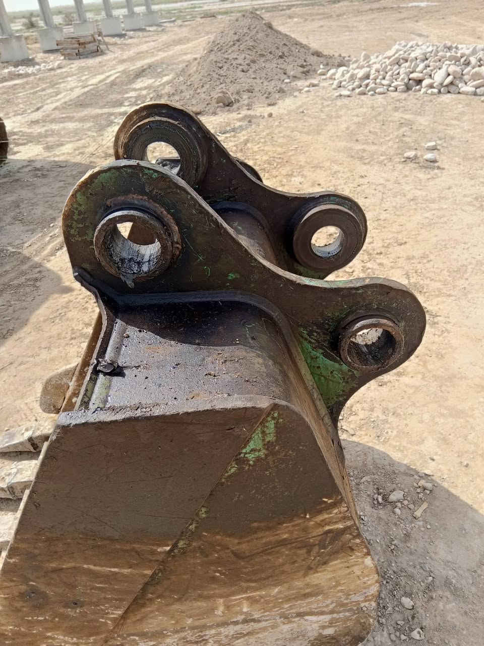 للبيع كيله متر بلاديه
***********
