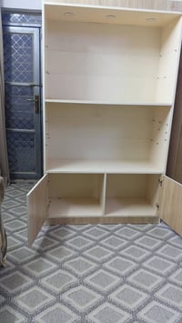 فاترينات 4قطع للبيع همه والجام مالتهن كاملات واخو الجديد الي محتاجهن ي...