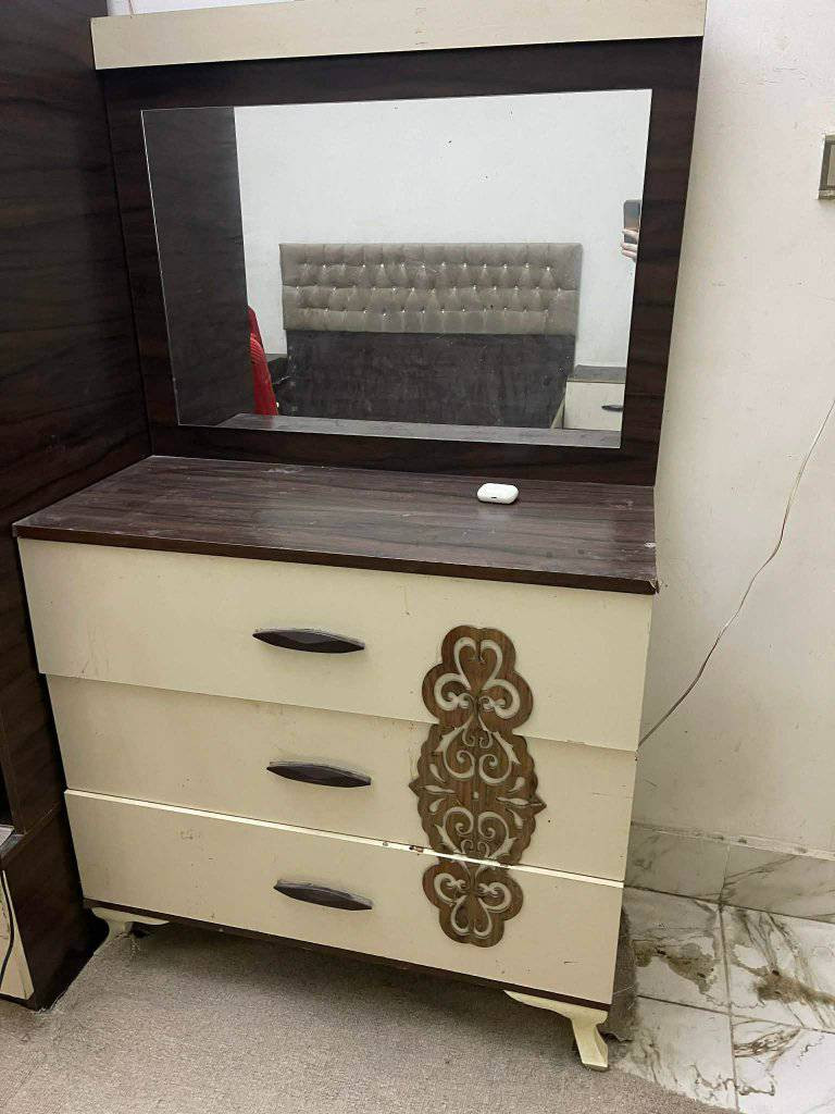 مجموعة اغراض للبيع حله


**إذا كنت صاحب هذا الإعلان وتريد حذفه لأي سبب، رجاءا أرسل رسالة إلى الدعم الفني**