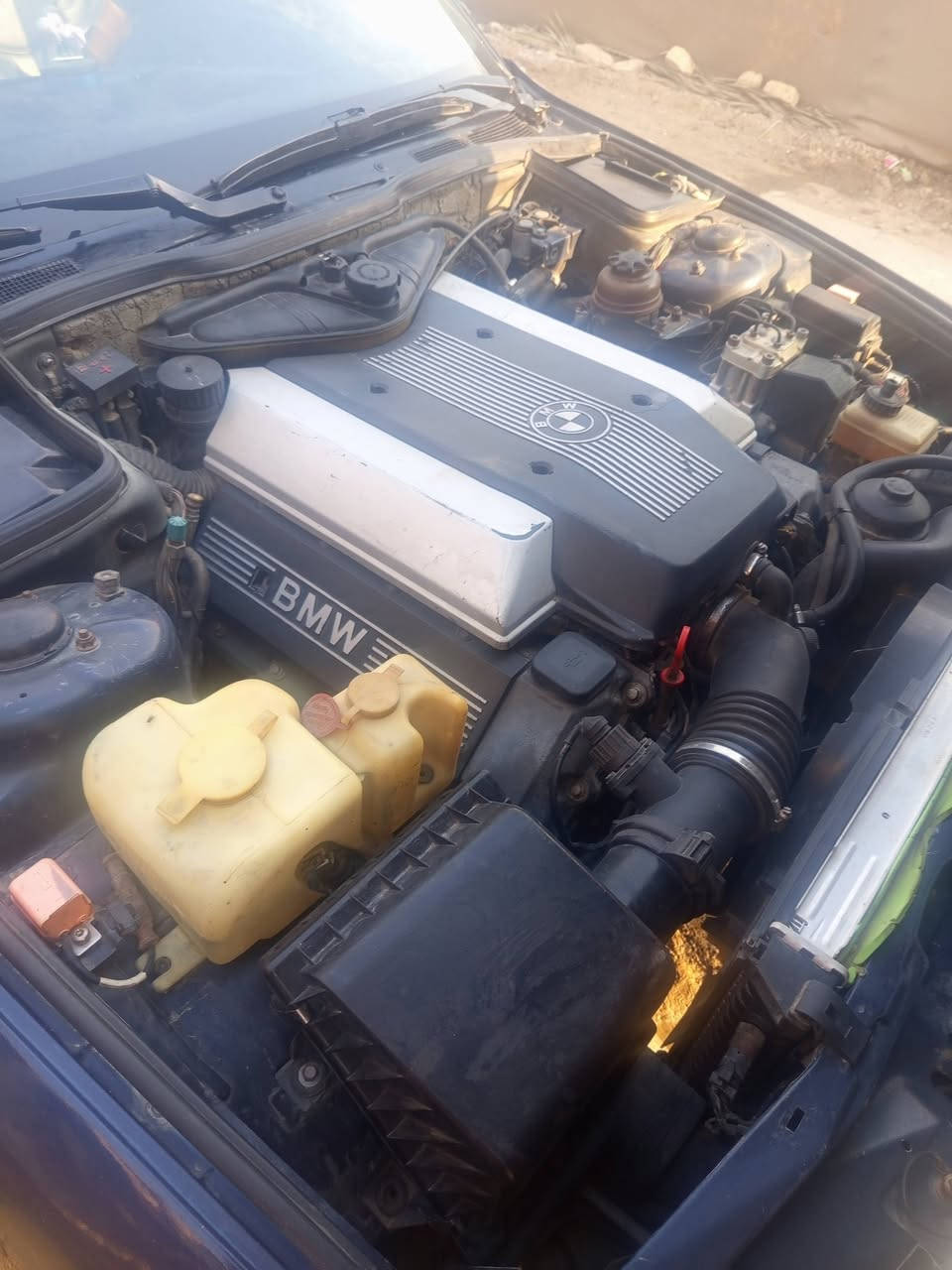 بيئم 730 مسكر 8 سلندر موديل 93 رقم بغداد بسمي سياره جاهزه السعر 58 رقم الهاتف ***********
