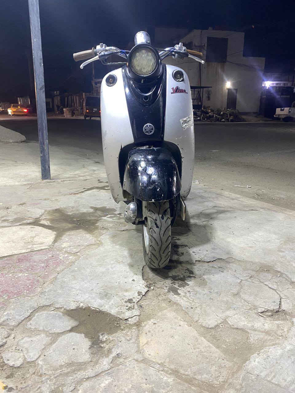 سلام عليكم دراجه 60 كلاسك فحل شغاله مكينه خير من الله هندر وسلف شغاله دراجه ابيعهه على هل حطه هندر مفتوح يحتاج عرموطه او واشر وسلف يحتاج شخاطه شغاله مو طافيه البيع مكان بغداد الشعب الاتصال رقم ‏‪***********‬‏
