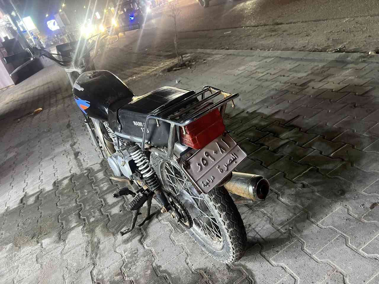 سلام عليكم دراجه للبيع رقم او سنويه المكان البصره تنومه الرقم ***********
