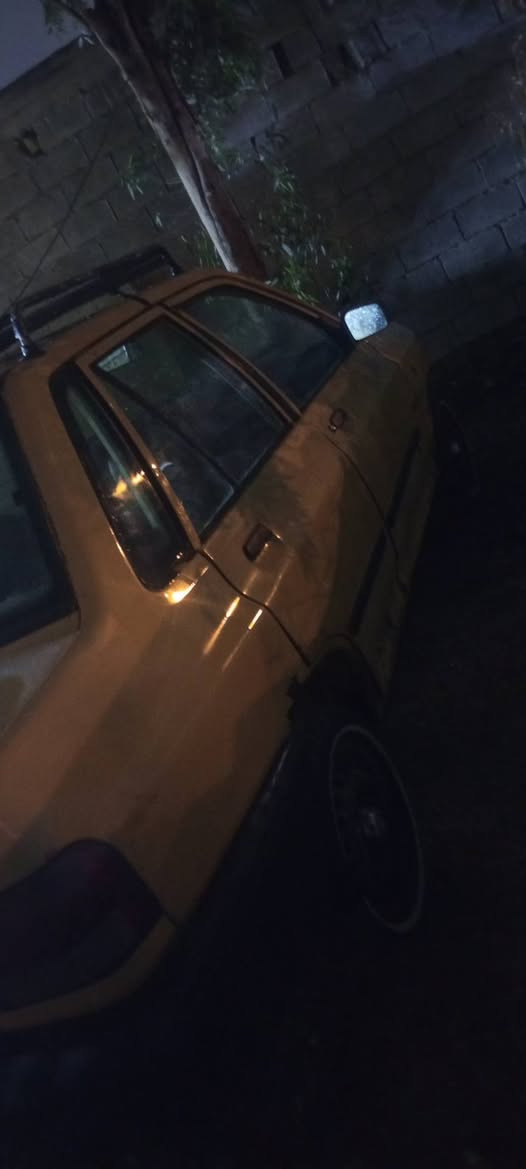 سلام عليكم سايبه موديل 2010 كير ومكينه جدد الكهربايات شغاله اتكفل قانون عشائر رقم الهاتف *********** العنوان بغداد البياع شهداء 10 وبيهه مجال
