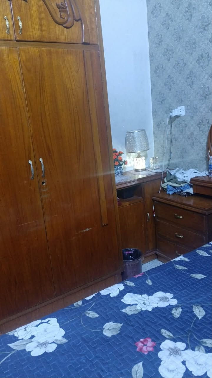 غرفه للبيع السعر ٦٠٠بيهه مجال 
تفصال صاج وليس سوكي


**إذا كنت صاحب هذا الإعلان وتريد حذفه لأي سبب، رجاءا أرسل رسالة إلى الدعم الفني**