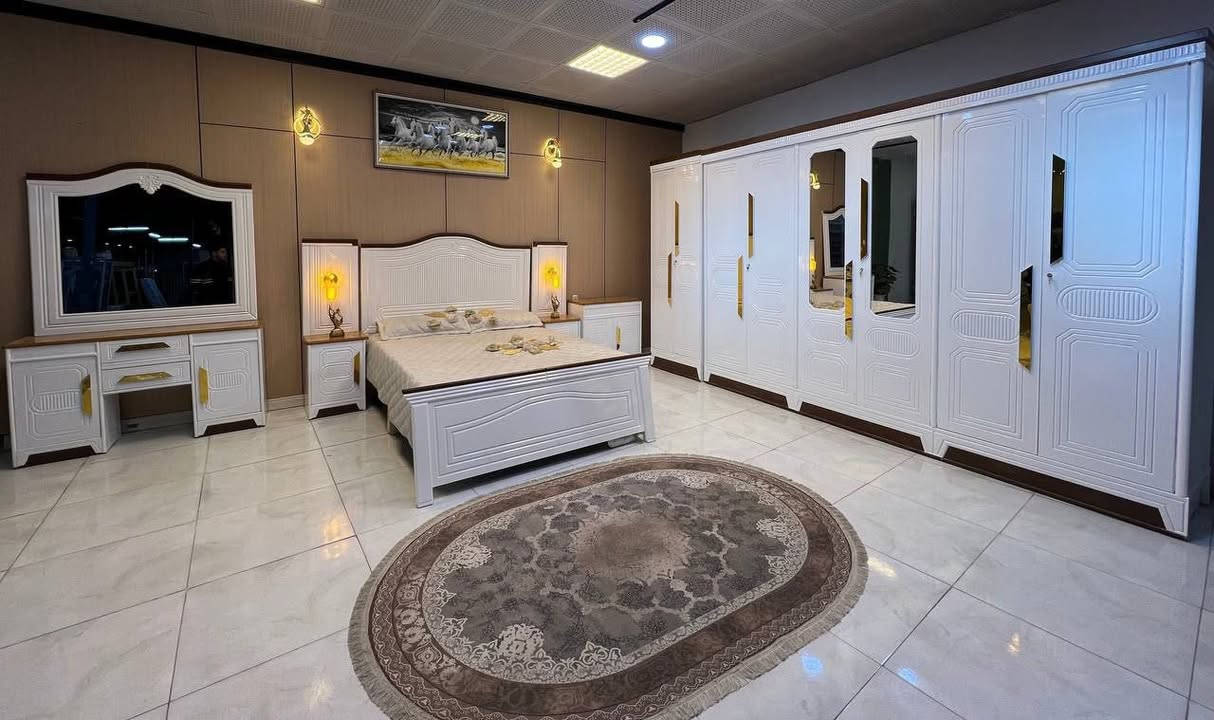 🔥 عرض نار 🔥
غرفة نوم تركي فاخرة 10 قطع 😍  
بسعر مليون و100 ألف بس 💥  
شغل نظيف وفخامة واضحة ✨  

🚚 توصيل متوفر جميع المحافظات 
⚠️ الكمية محدودة، الحجز أسرع!  

📲 للحجز والاستفسار واتساب: ***********
