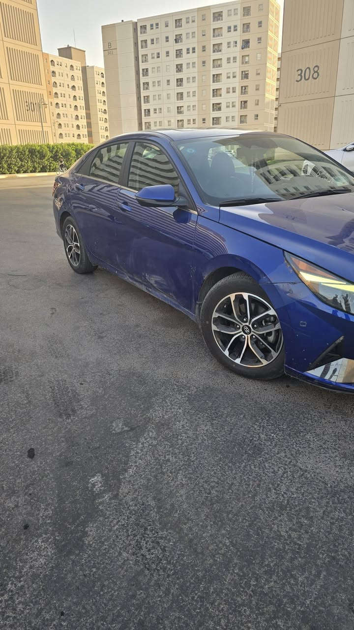 السلام عليكم
النترا ٢٢ لمتدد فوول 

بدون صبغ بدون تبديل  بدون ايرباك كلها ليبل واحد 

فتحه

بصمه

تشغيل عن بعد 

رادار 

جلد 

كشن السائق والراكب تدفئه

سماعات بوس عدد 8

كير 8 نمر 

سياقه شبه ذاتيه 

السعر 150

المكان بغداد

***********
