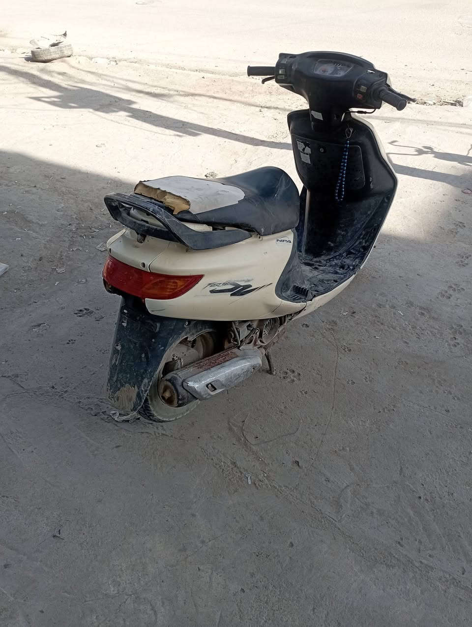 السلام عليكم دراجه فراشه للبيع شغاله سلف هندر كهربائيات كلها شغاله فقط بيها بخار عوزه تجفيت السعر 225وبيها مجال للشراي مكاني بابل الحمزة الغربي ***********
