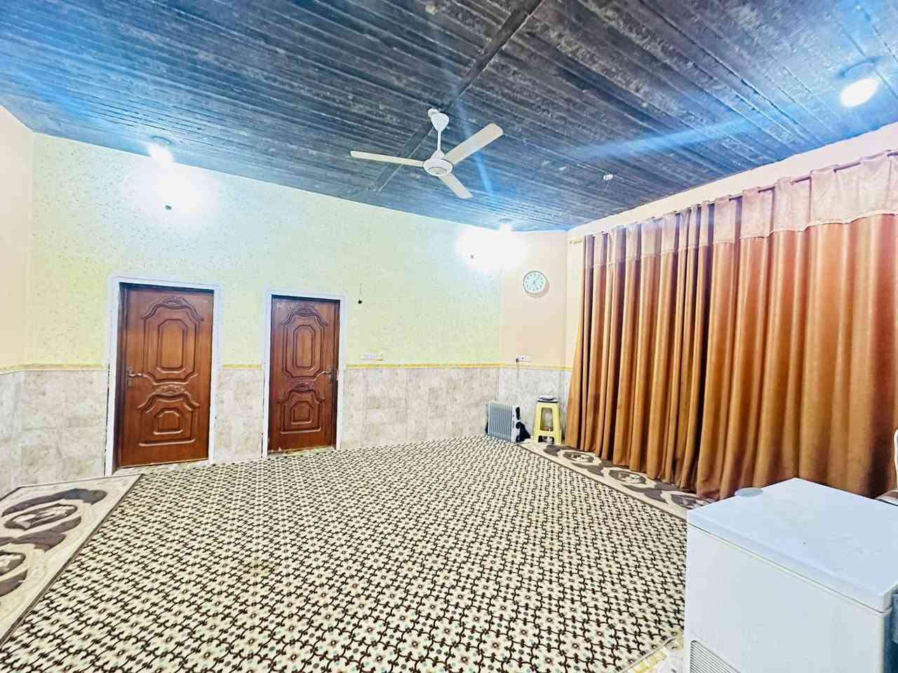 بيت للبيع في منطقة الحكم
-بالقرب من الطاقة
-مساحة 250 م
لمعرفة باقي التفاصيل الأتصال على الرقم التالي:
***********
او زيارة مكتب المستشار للعقارات
-شارع باتا / قرب سونار الدكتور ميثم صبيح
