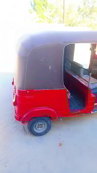 شباب تكتك رقم وسنوية عشرين كهربائيات شغاليه كلشي شغال  السعر سبعه وبيه...