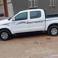 هايلوكس • ٢٠١٥ • مكفولة