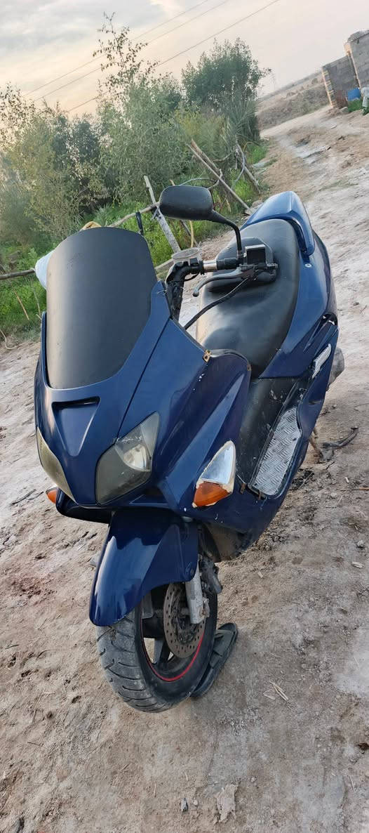 فورزه 06 
شغاله وحلوه 
نوقصاته كلش بصيطه 
مكاني ناصريه قضاء الدوايه سعر450
ترهم بيع وترهم مروس باي دراجه ازغر نامه ماكس ***********
