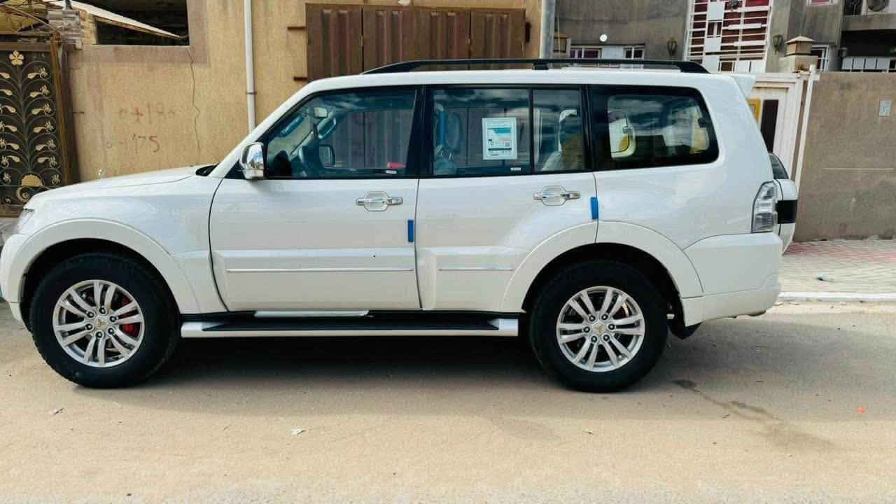 لسلام عليكم

🔹 للبيع باجيرو حبتور 2018 – أعلى مواصفةحتى شاحن واير ليس (العلامة الذهبية) اخوان كلشي اكو بل سوك حسب نظافه

 • محرك 3800 V6 فول

 • ماشية 64 ألف كم فقط

 • مكفولة كلش جديده

 • هزة جديدة وسنوية جديدة

 • السيارة باسمي والتحويل ثاني يوم

 • فول مواصفات شركة 1/1

 • كشنات جلد فول

 • فتحة سقف

 • شاشة + كاميرا خلفية

 • CD + بلوتوث

 • تبريد 3 قطع

 • تحكمات ستيرن + أوامر صوتية

 • لايت زينون أصلي + LED نهاري

 • حساسات خلفية

 • مانع انزلاق

 • مرايا شفط

 • زراكات لايت

 • علامة ذهبية حبتور.  

￼

📍 رقم سياره سليمانيه الدولي 

📍 مكان السيارة: بغداد – العامريه

💰 

📞 ***********

***********
