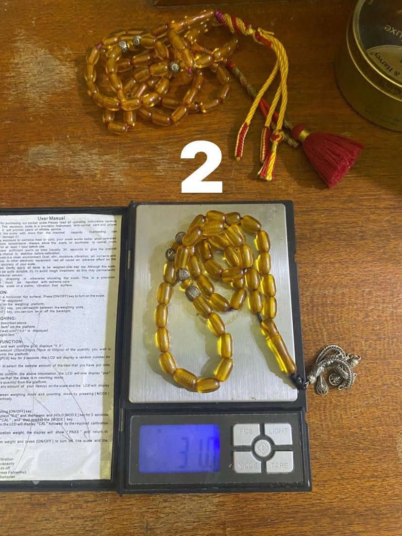 متاح قطعتين سندلوس الماني قديم عنوز
1_ 33 حبه ب100 الف قفل
2_41 حبه من غير الفواصل 6 ب125 الف قفل
مكاني ناصريه ***********
