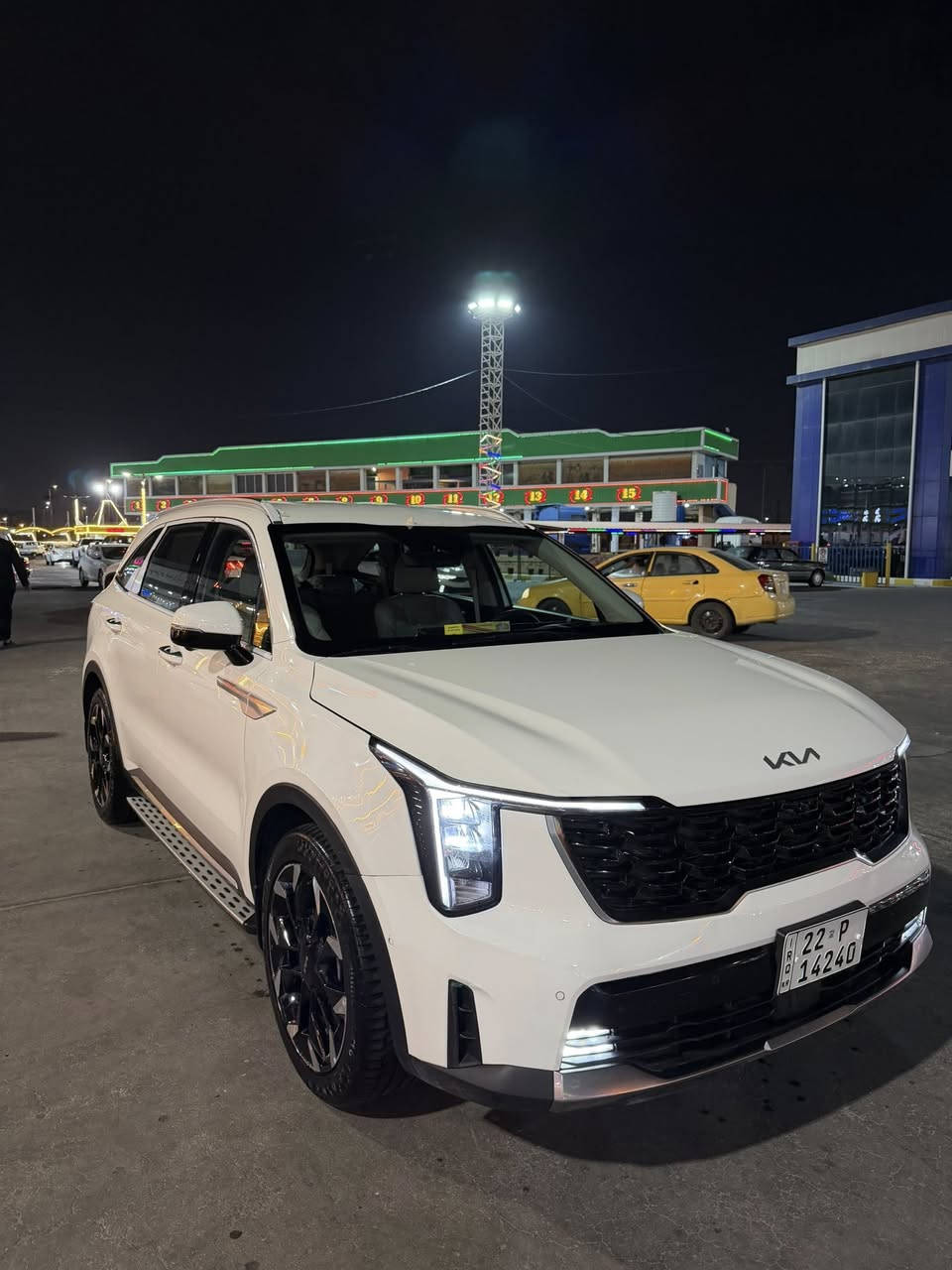 السلام عليكم كيا سورنتو
بسم شركة 
ماشيه 25 الف 
فول فول موصفات 1/1
5 كامرات كشن حار بارد فول
كفاله عامه عده بارد بسيط
السعر 307 بيهه مجال
وهاذ رقمي نتصال وانساب
***********
