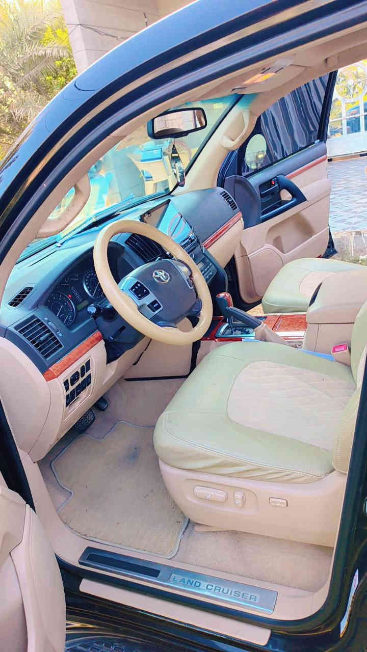 ٢٠١٤ ساز مكفولة ماشية ٢٠٨ ألف كامل مواصفات باج تضليل رقم سليمانية 
سعر 410
مكان السيارة ديالى الخالص
***********
